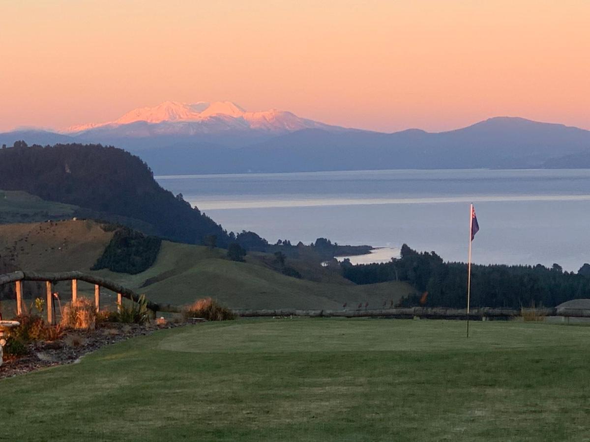 Hilltop Whakaipo Estate Taupo Ngoại thất bức ảnh