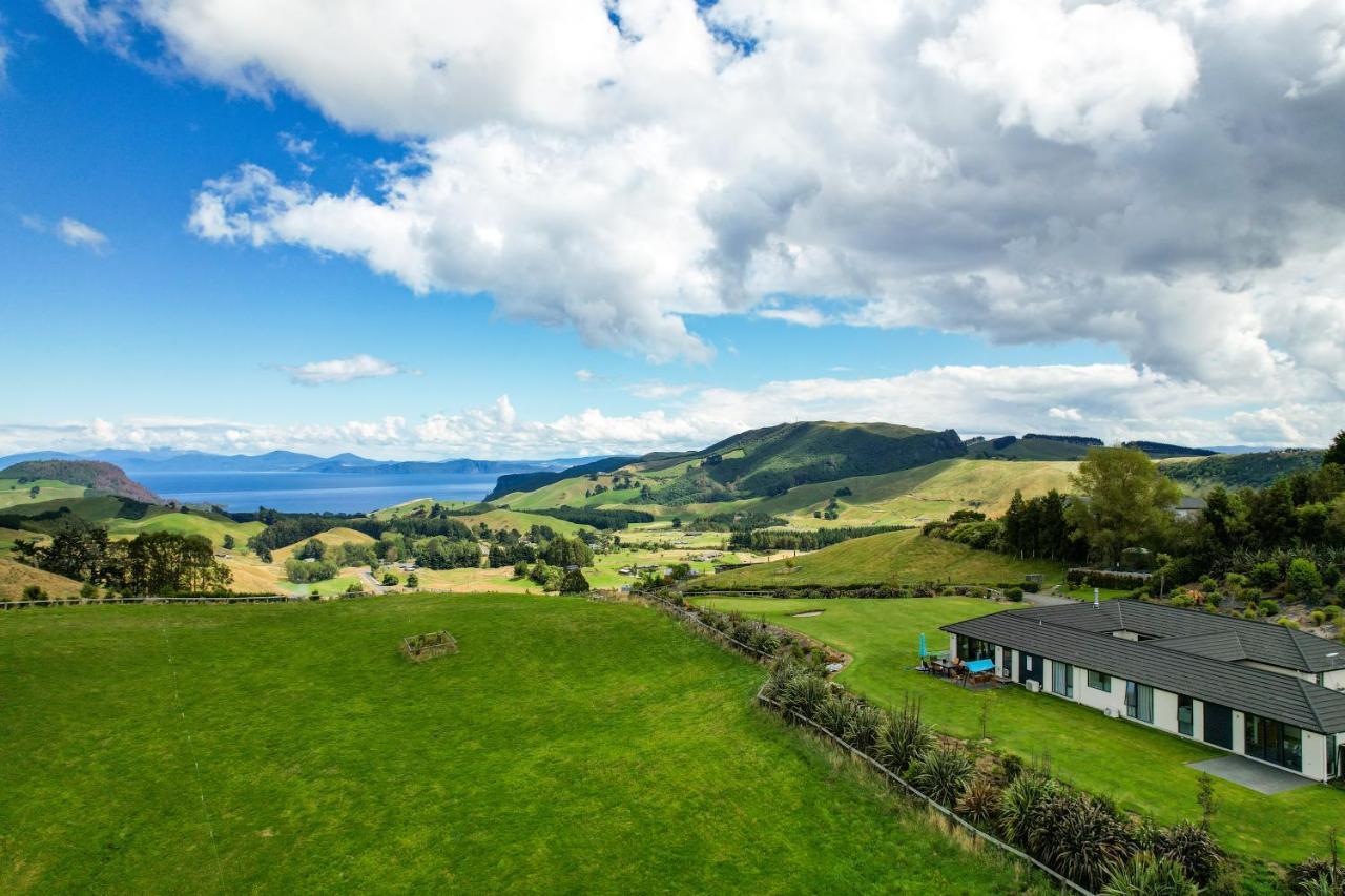 Hilltop Whakaipo Estate Taupo Ngoại thất bức ảnh